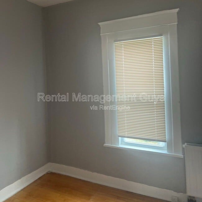 Building Photo - 1015 N Humboldt Ave