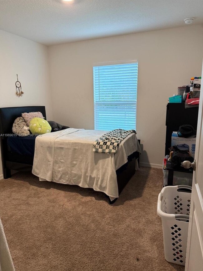 Building Photo - 3902 SW Brunswick St