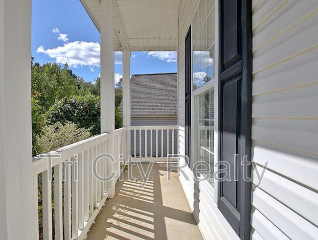 Building Photo - 109 St Albans Way