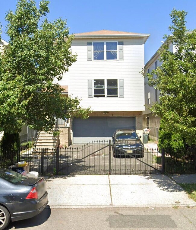213 Hillside Ave 213 Hillside Ave Newark NJ 07108 Apartment Finder