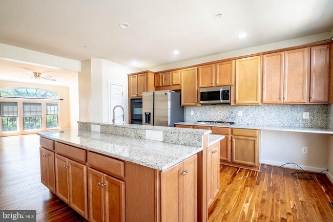 Building Photo - 3842 Sugarloaf Pkwy