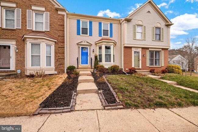 Building Photo - 43861 Laburnum Square