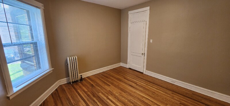 Building Photo - 2582 N Stowell Ave