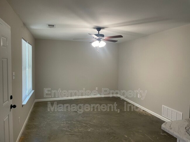 Building Photo - 3187 E Shirley Cir
