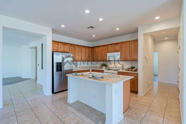 Building Photo - 39718 N Rolling Green Way