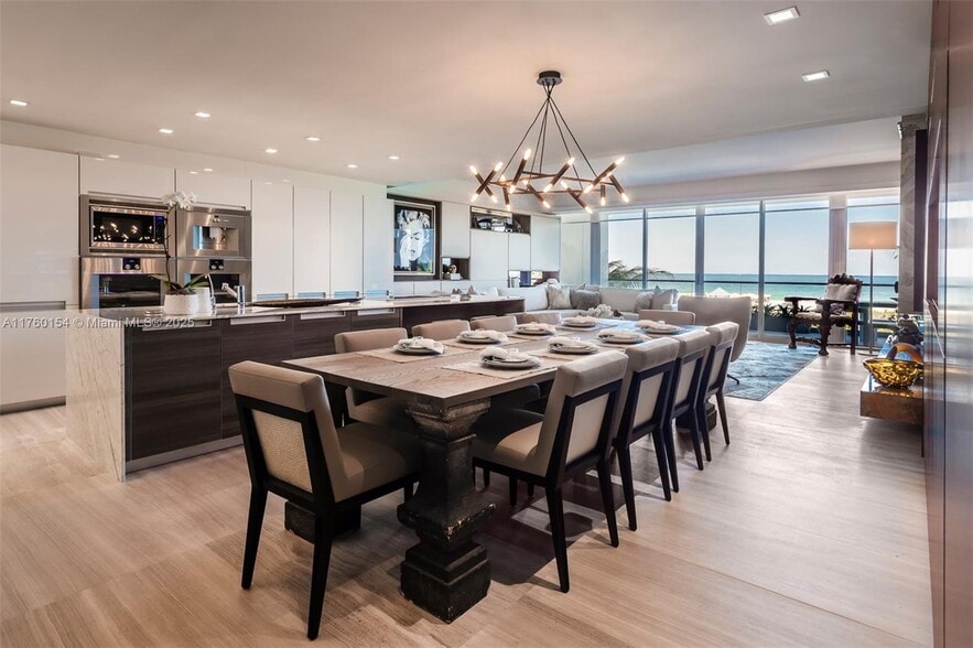 Building Photo - 321 Ocean Dr