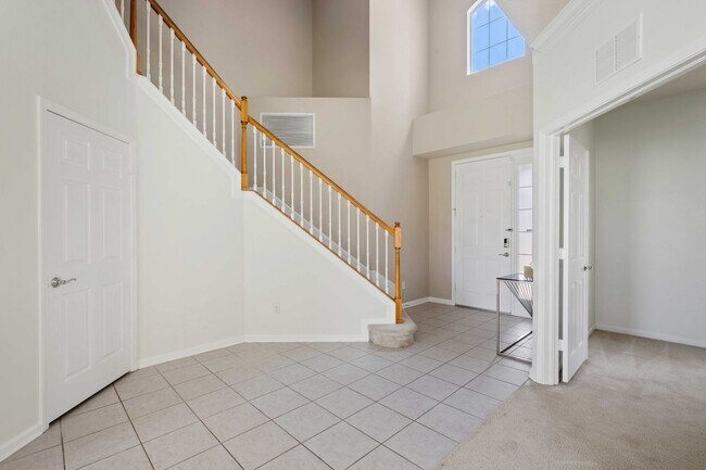 Building Photo - 4/3.5 in Wesley Chapel!