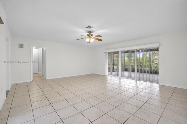 Building Photo - 15460 SW 82nd Ct