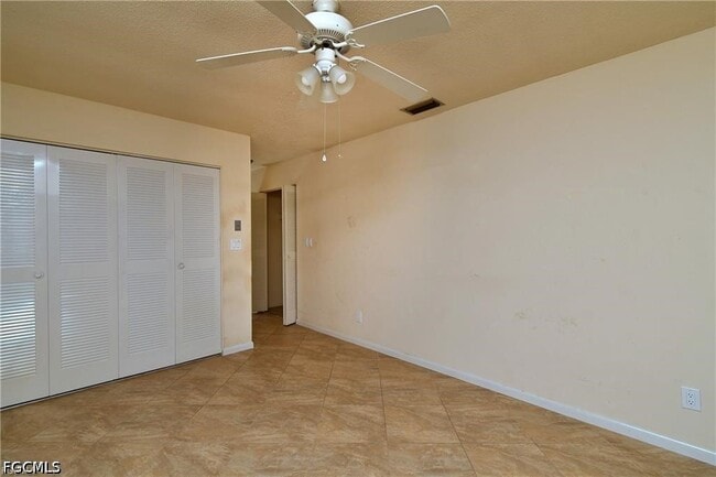 Building Photo - 9 Park Ln Cir