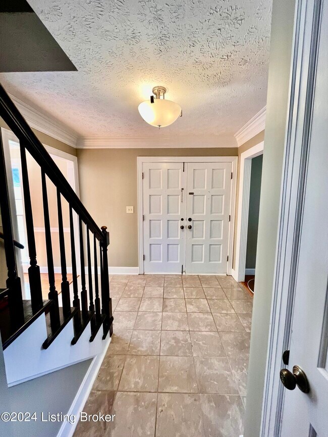 Building Photo - 4612 Deepwood Ct