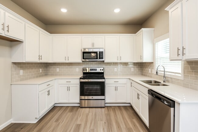 Building Photo - 3234 Lilac Crk Trl