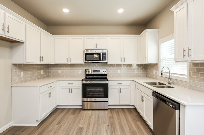 Building Photo - 3237 Lilac Crk Trl