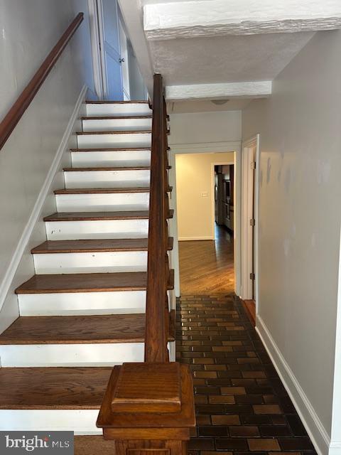 Building Photo - 1807 Lovering Ave