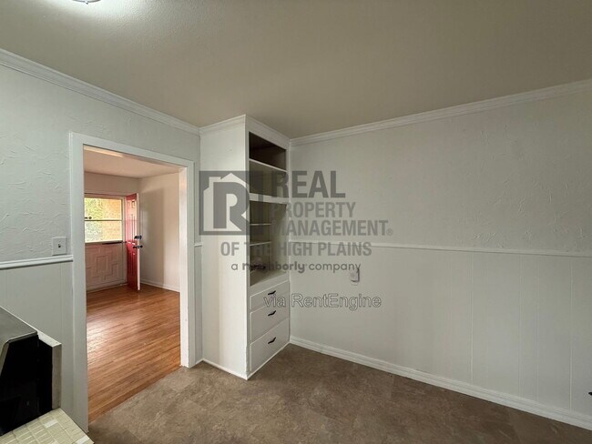 Building Photo - 5409 Lawrence Blvd