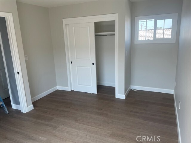 Building Photo - 425 W Duarte Rd