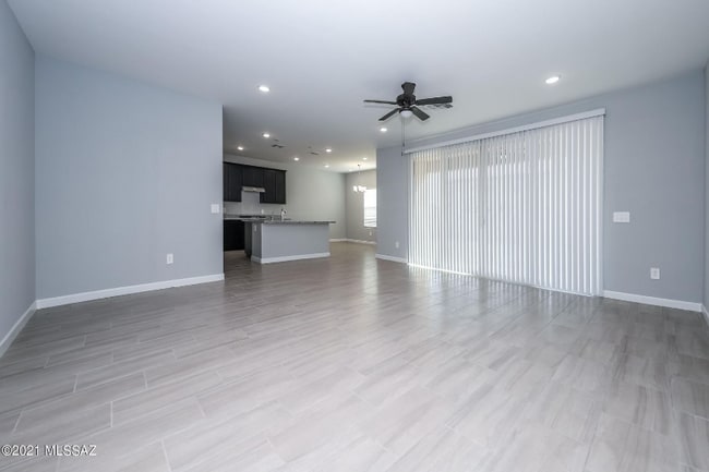 Building Photo - 12312 N Miller Canyon Ct