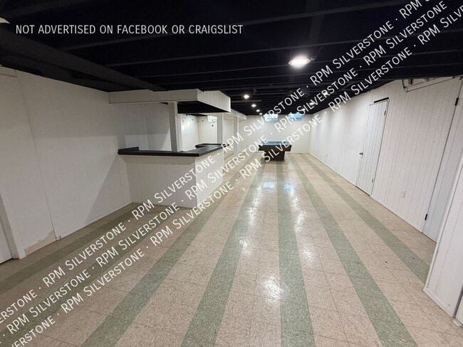 Building Photo - 5681 Skylite Ln