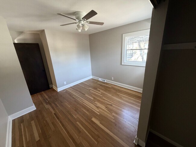 Building Photo - 516-518 South 70th Street