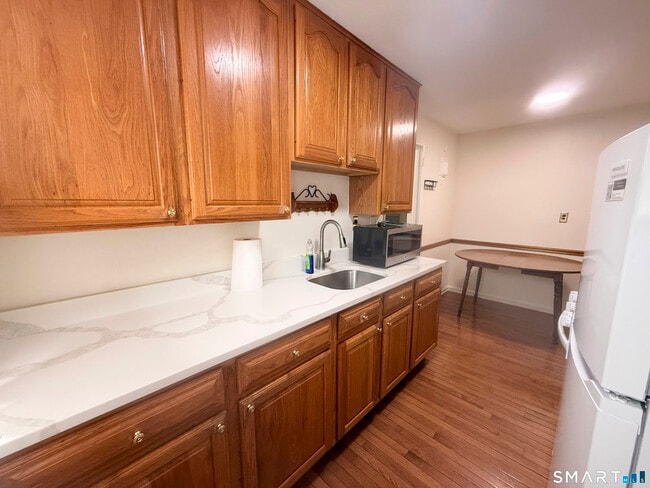 Building Photo - 23 Revere Dr