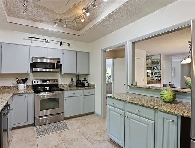 Building Photo - Hilton Head Plantation home