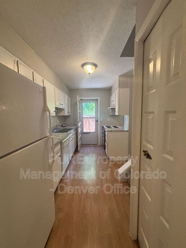 Building Photo - 1693 S Kline Way