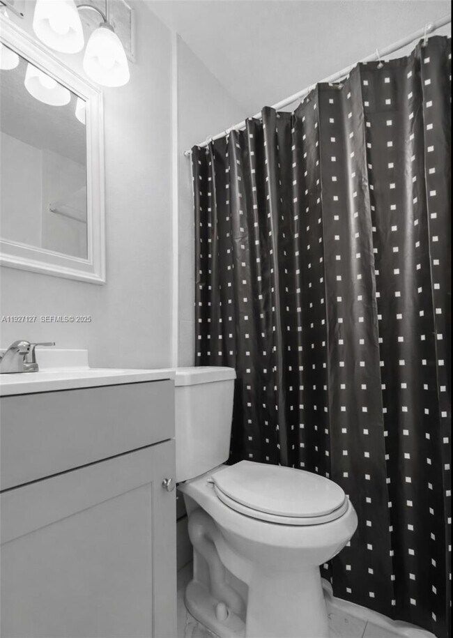 Building Photo - 3601 SW 2nd St