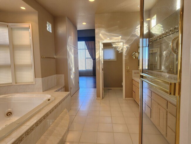 Building Photo - Multi level Mosaic Mansion on the Upper We...