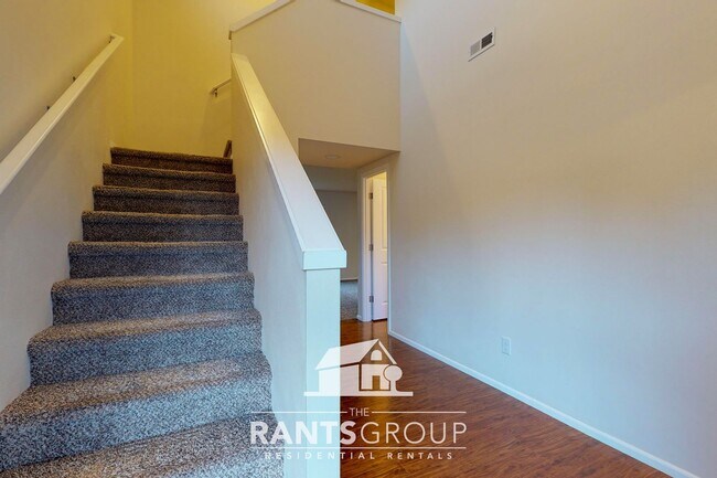 Building Photo - Fantastic Neighborhood in Tumwater!