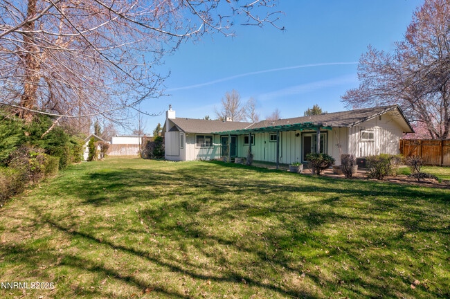 Building Photo - 12310 S Hills Dr