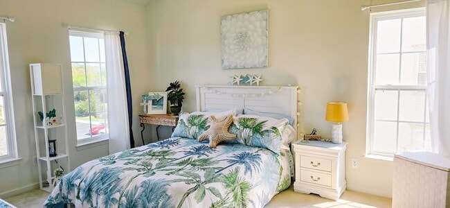 Building Photo - Stunning 2-Bed, 2-Bath Condo in Salisbury