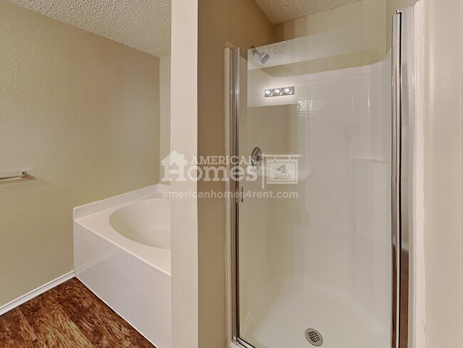 Building Photo - 3875 Steeplechase Drive