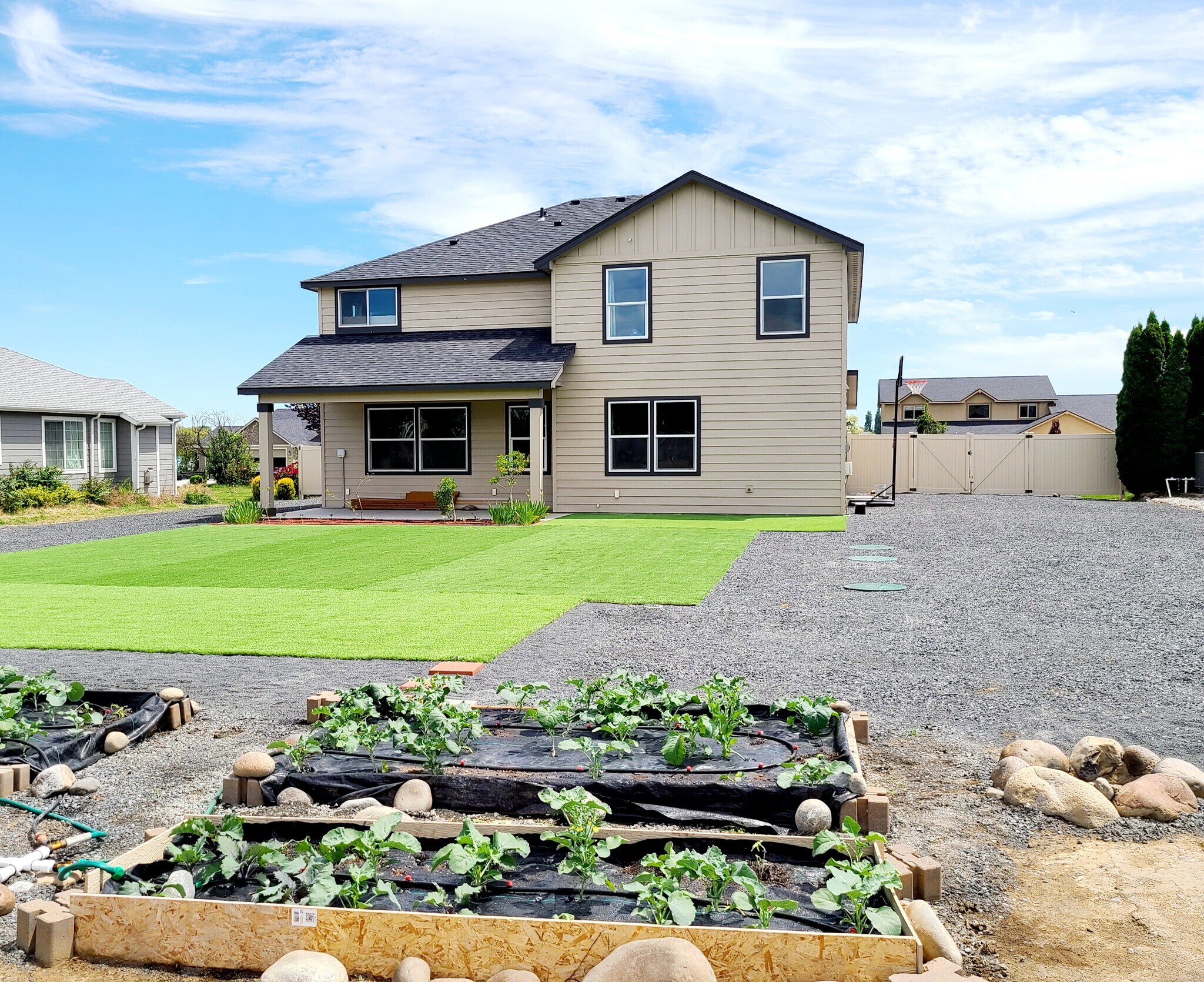 Backyard Garden - 8295 Diamond Point Cir NE