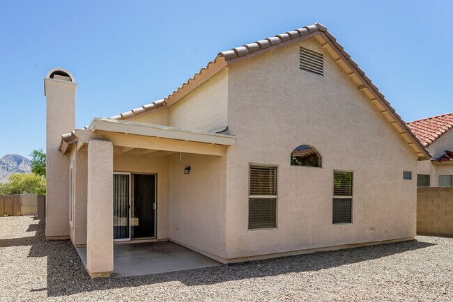 Building Photo - 66 W Freddie Canyon Way