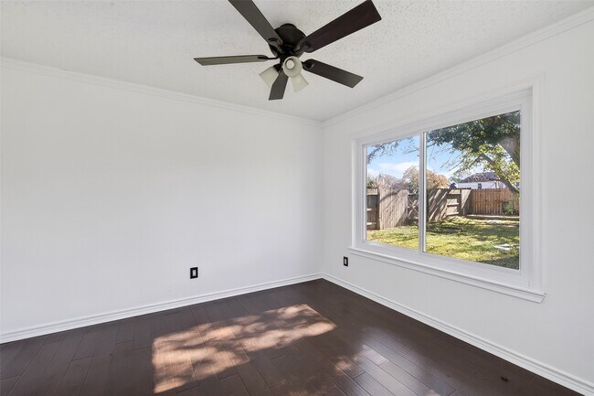 Building Photo - 13327 Harpers Bridge Dr