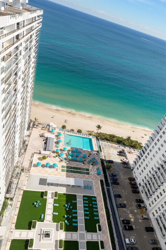Building Photo - 4280 Galt Ocean Dr