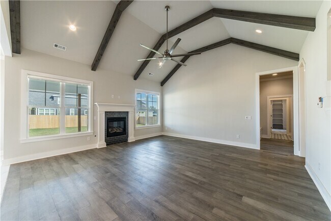 Building Photo - 6417 S 62nd St