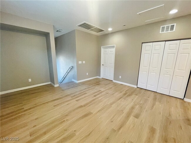 Building Photo - 5358 Panaca Spring St