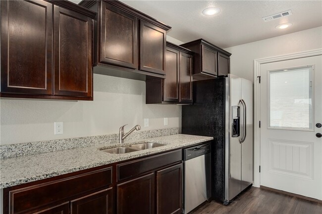 Building Photo - 845 Via Drago Ave