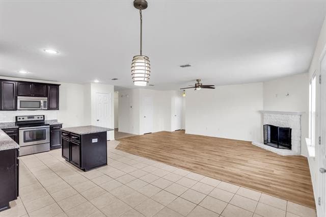 Building Photo - 3021 Adrian Creek Dr