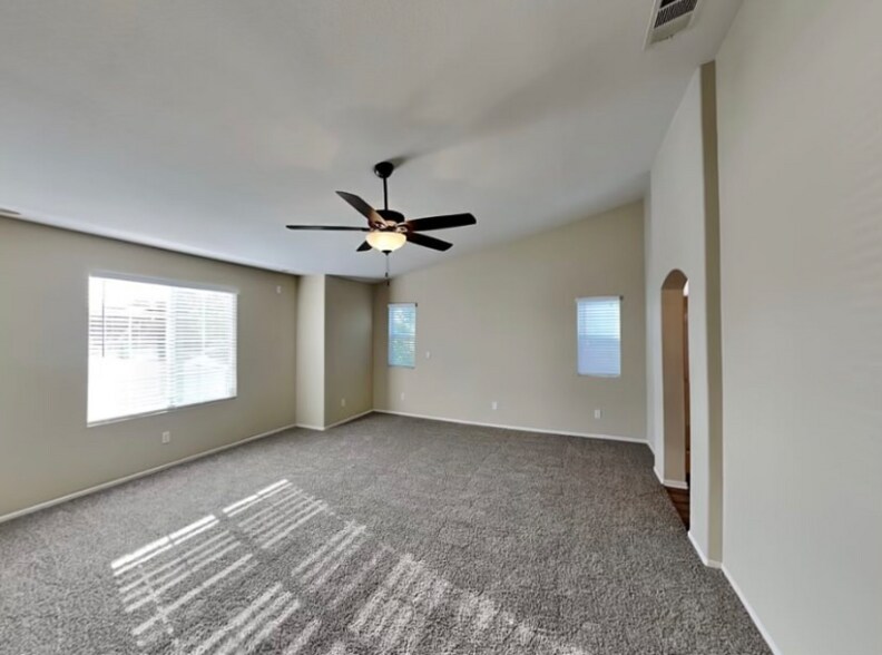 Building Photo - 88208 Whisper Oaks Rd