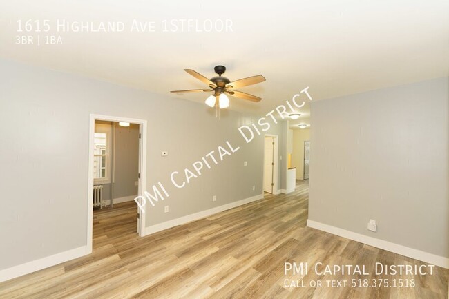 Building Photo - Newly Remodeled 3 bed/1 bath Apt w/ W/D Ho...