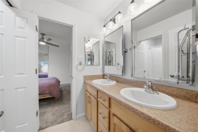 Building Photo - 3313 Overland Dr