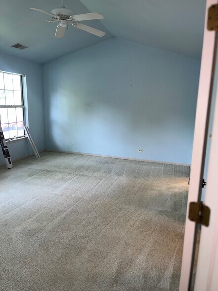 Building Photo - 1006 Butternut Ln