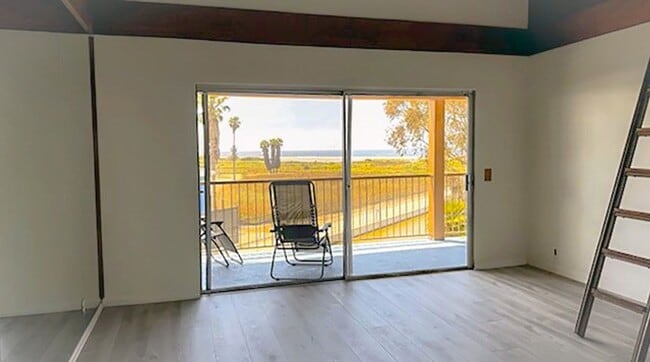 Primary Photo - Three minutes from the beach!