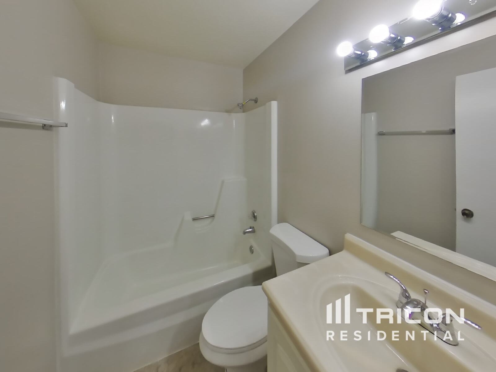 Building Photo - 1824 W Cheyenne Dr