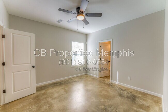 Building Photo - 652 Ayers St