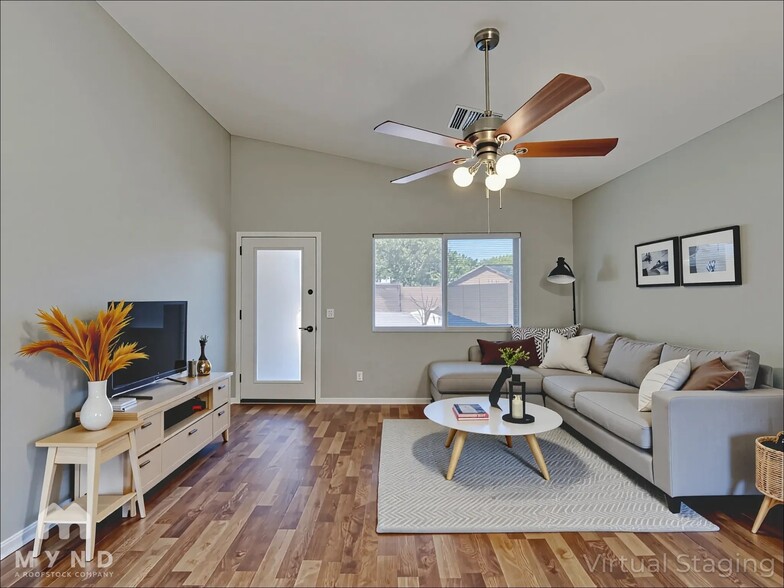 Building Photo - 40768 W Sanders Way