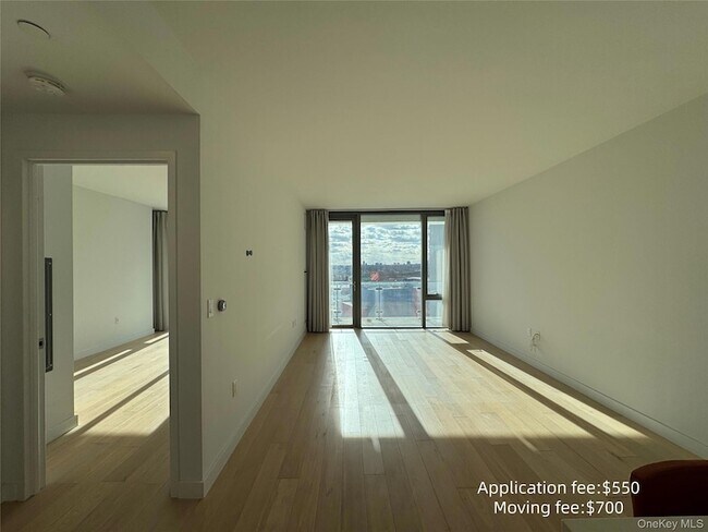 Building Photo - 13101 40th Road Unit 16T