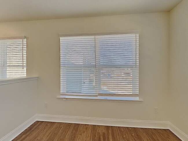 Building Photo - 1300 Ashlyn Court