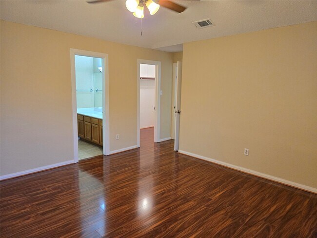 Building Photo - 3106 Timber View Ct